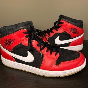 Mens Air Jordan Retro 1 Mid SE 'Christmas' US Mens Size 10.5 [DQ8417-006]